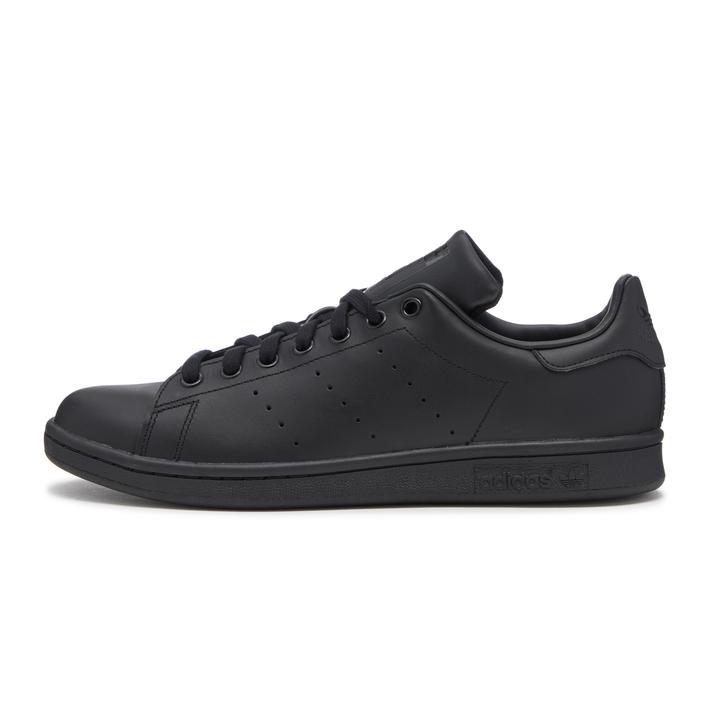 adidas �X�^���X�~�X BK/BK/BK