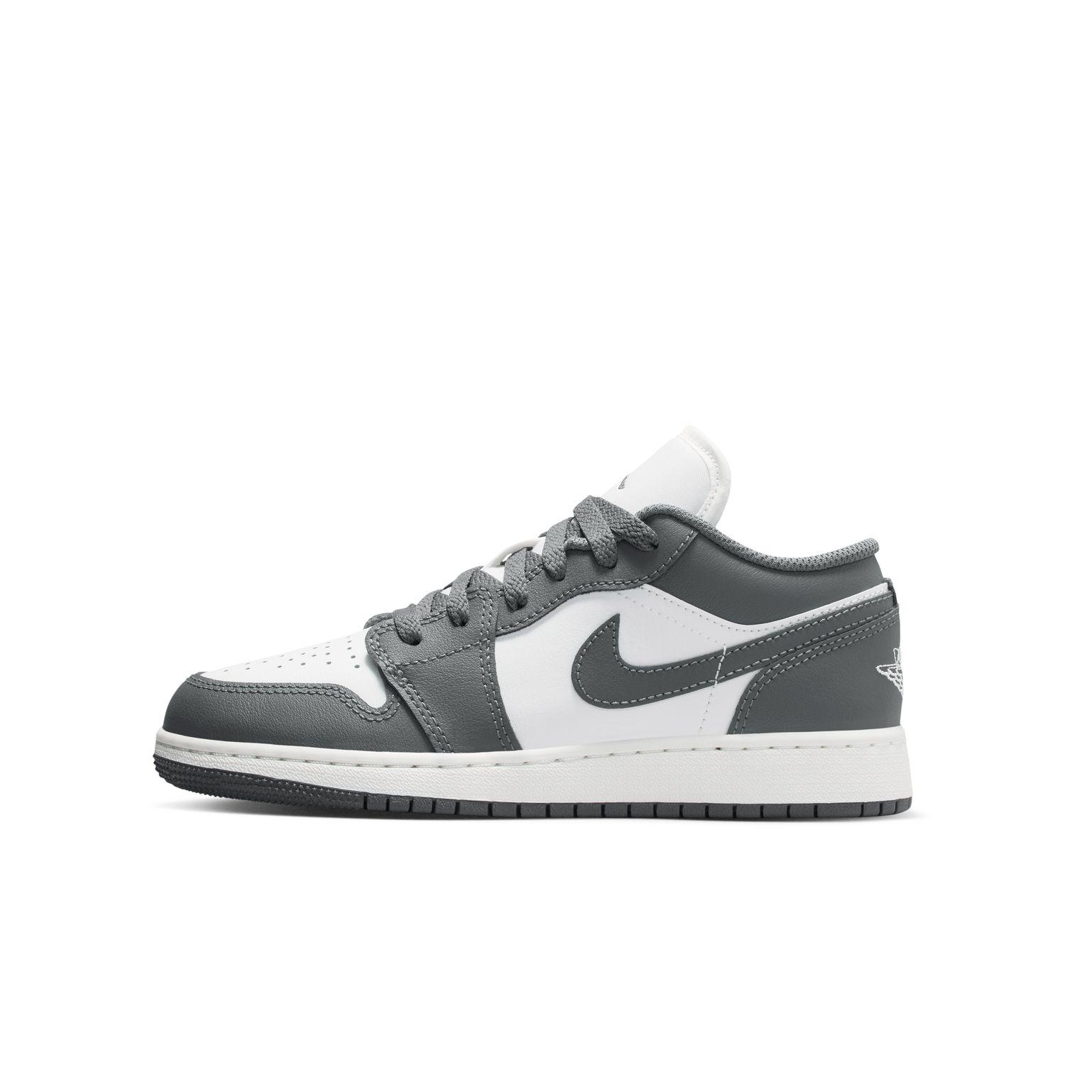 NIKE公式】ジョーダン 1 LOW ALT SE リトルキッズシューズ