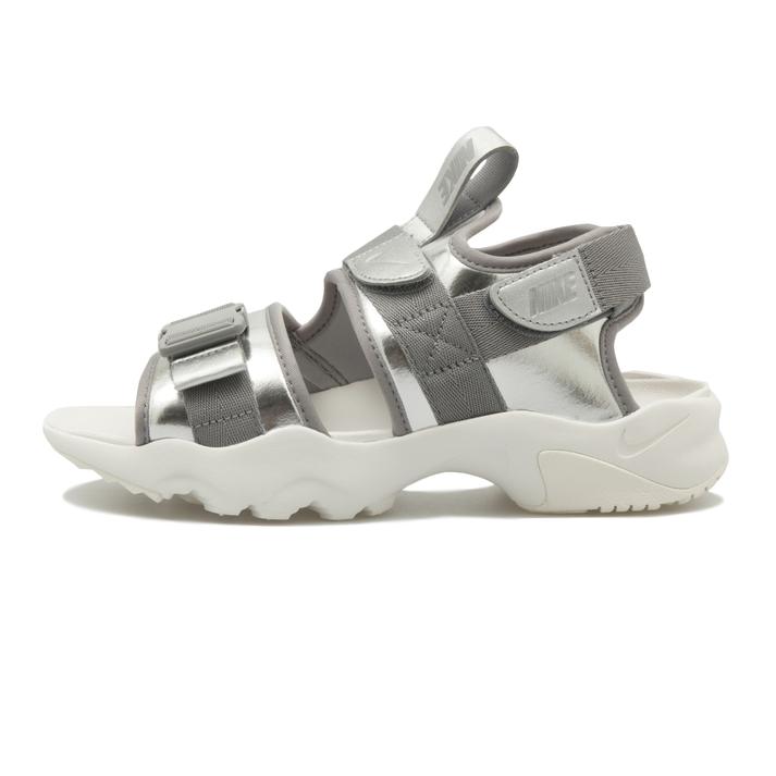 レディース Nike ナイキ W Canyon Sandal キャニオン サンダル Wcw6211 001msilv Ptclgy Abc Mart 公式通販