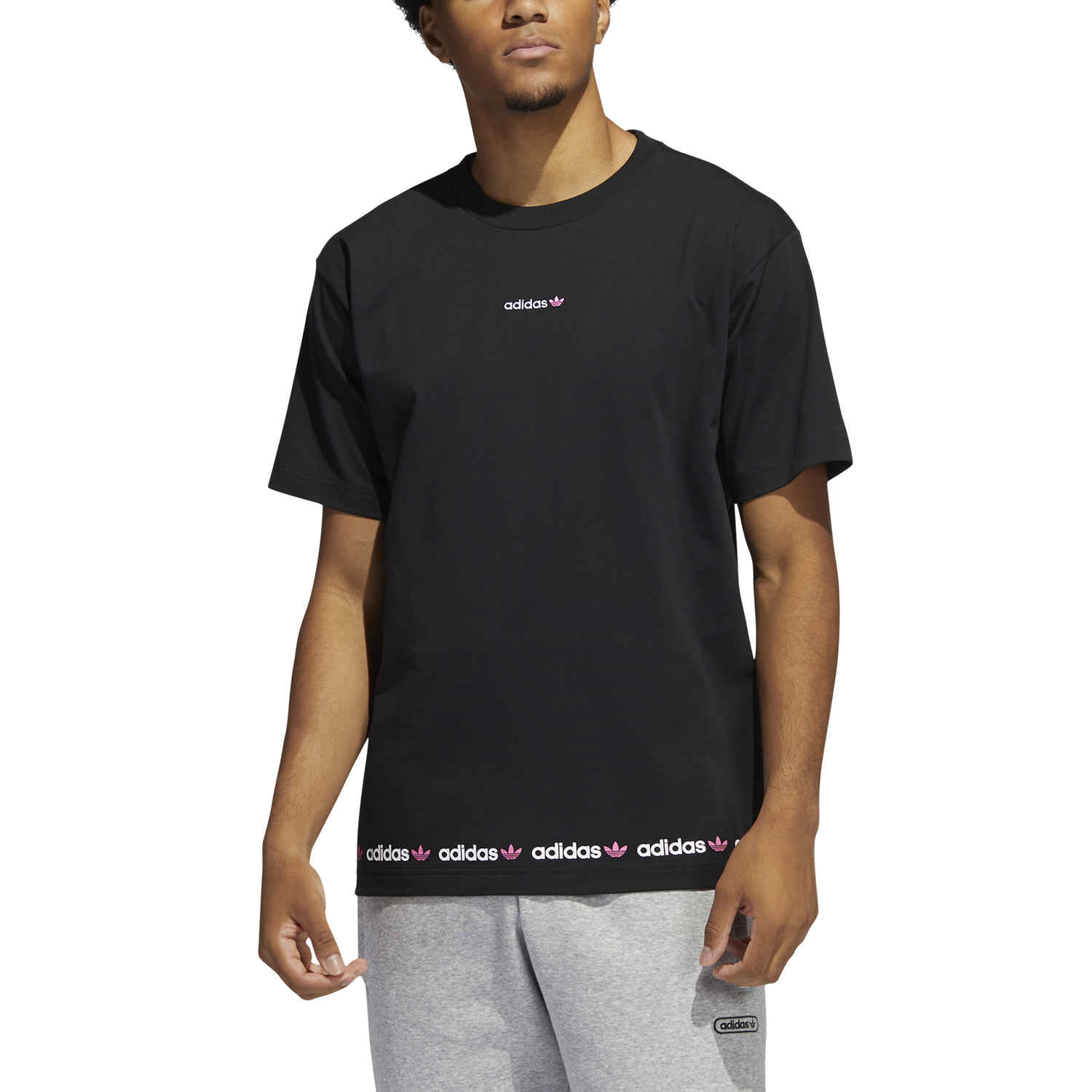 Adidas ウェア M Linear Repeat Tee ショートスリーブtシャツ Gn7126 Blk Spnk Abc Mart 公式通販 Adidas ウェア M Linear Repeat Tee ショートスリーブtシャツ Gn7126 Blk Spnk Abc Mart 公式通販