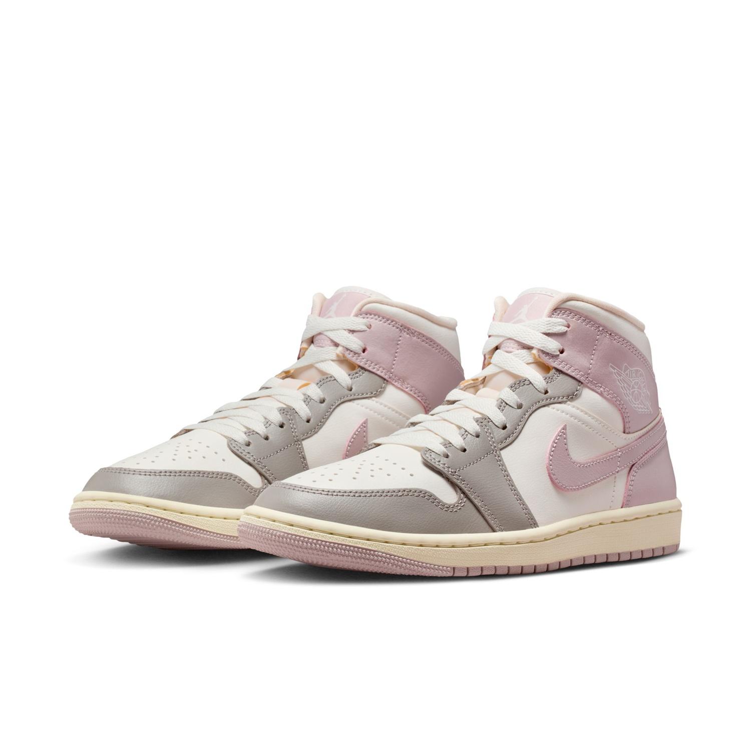  JORDAN BRAND W AIR JORDAN 1 MID画像2
