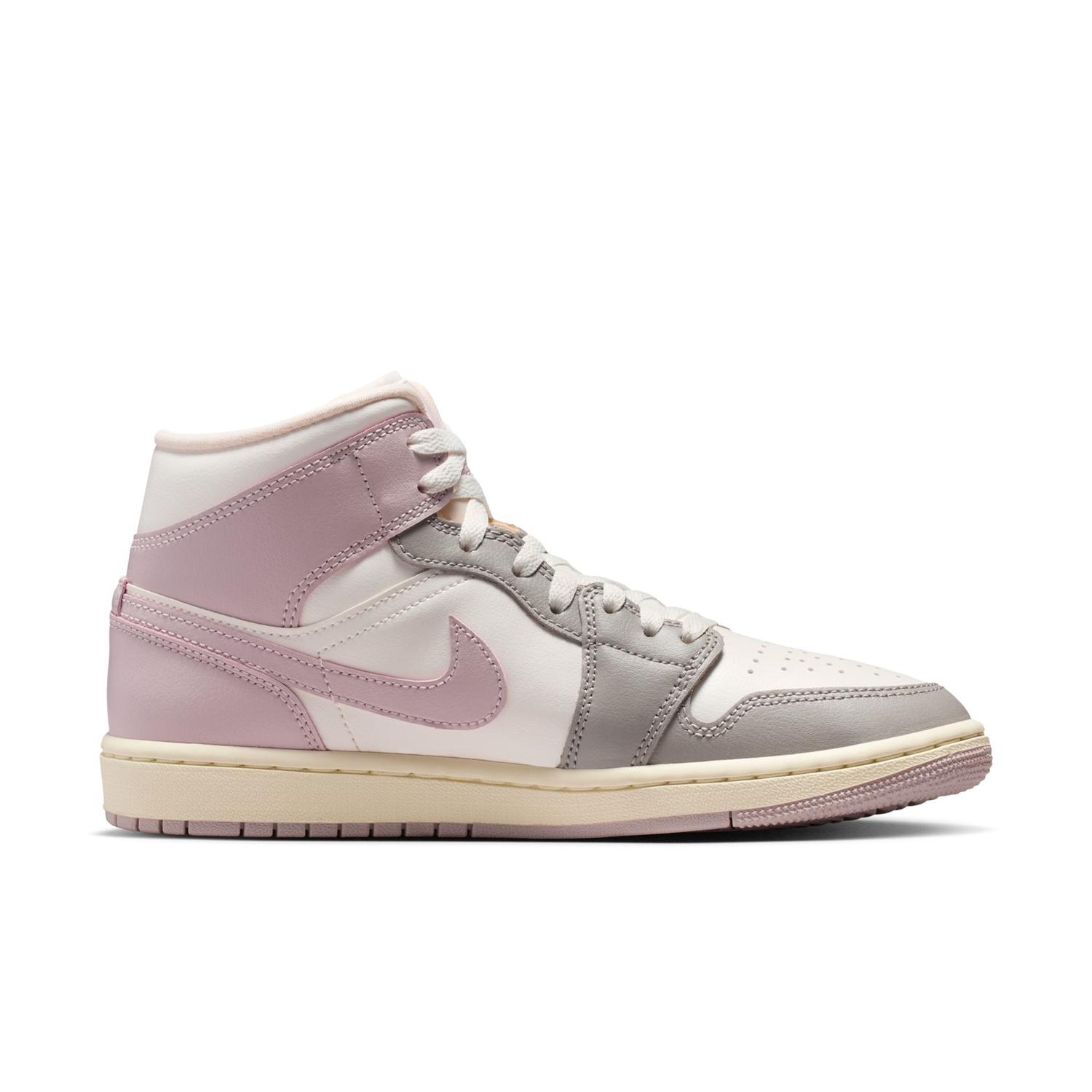  JORDAN BRAND W AIR JORDAN 1 MID画像5