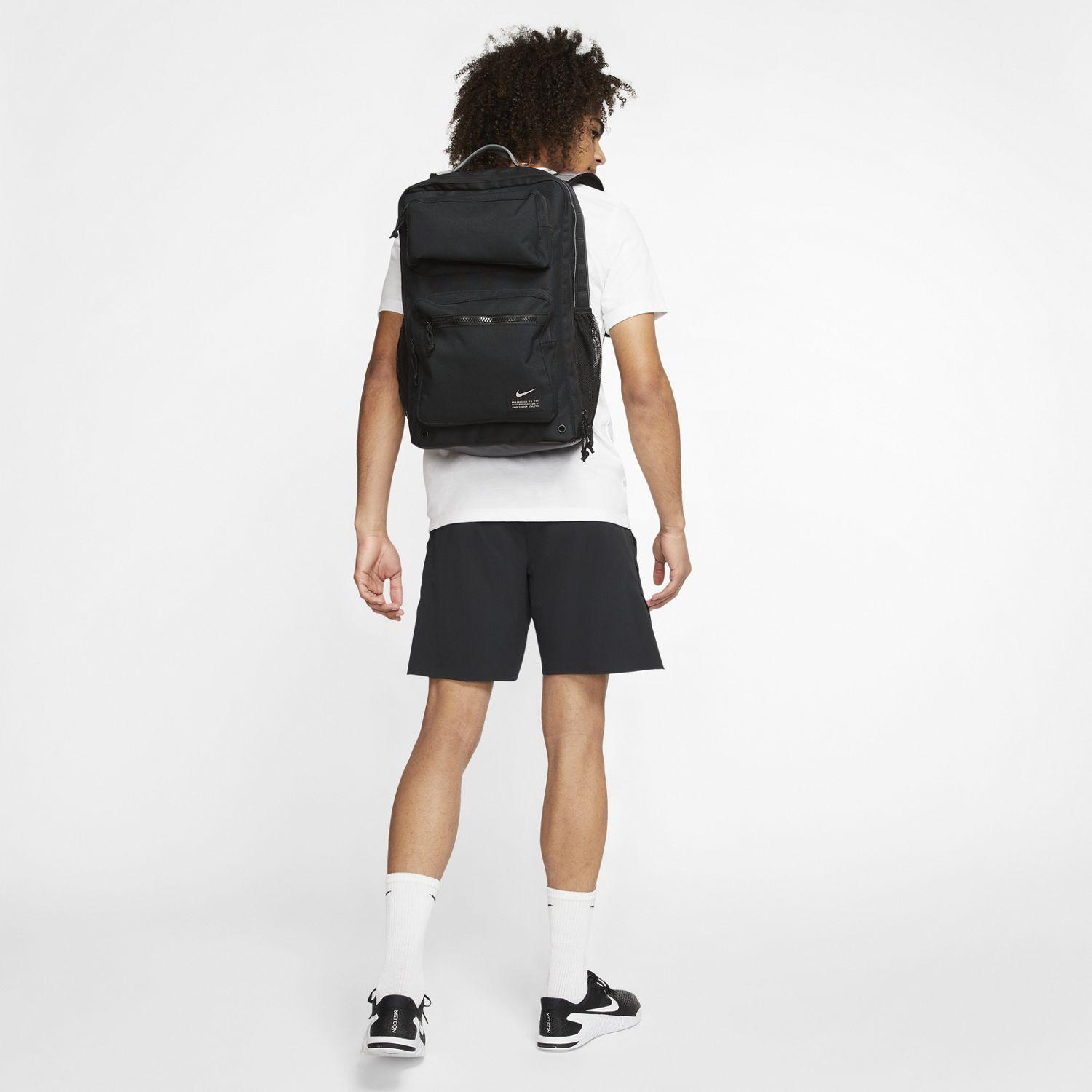 NIKEリュック Amazon.co.jp: NIKE(ナイキ) リュック バックパック Nike
