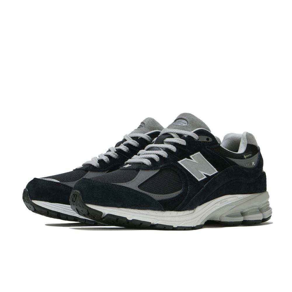 New Balance 2002R GORE-TEX｜BILLY
