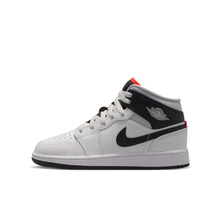 JORDAN BRAND �W���[�_�� 1 MID GS 109SMTWHT/BLACK