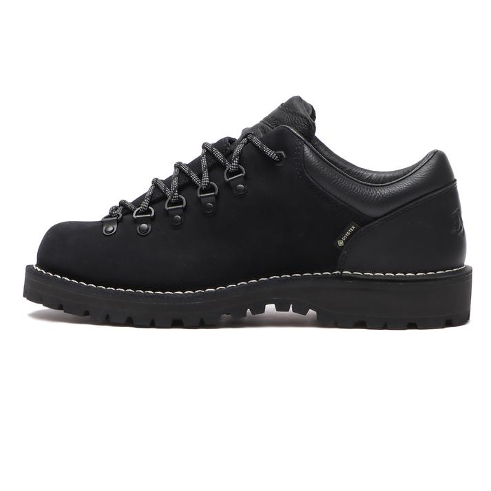 �_�i�[ TRAIL FIELD LOW �g���C���t�B�[���h LOW D121300 S/BLACK