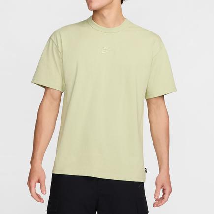 NIKE スポーツウェアプレミアムエッセンシャルTシャツ