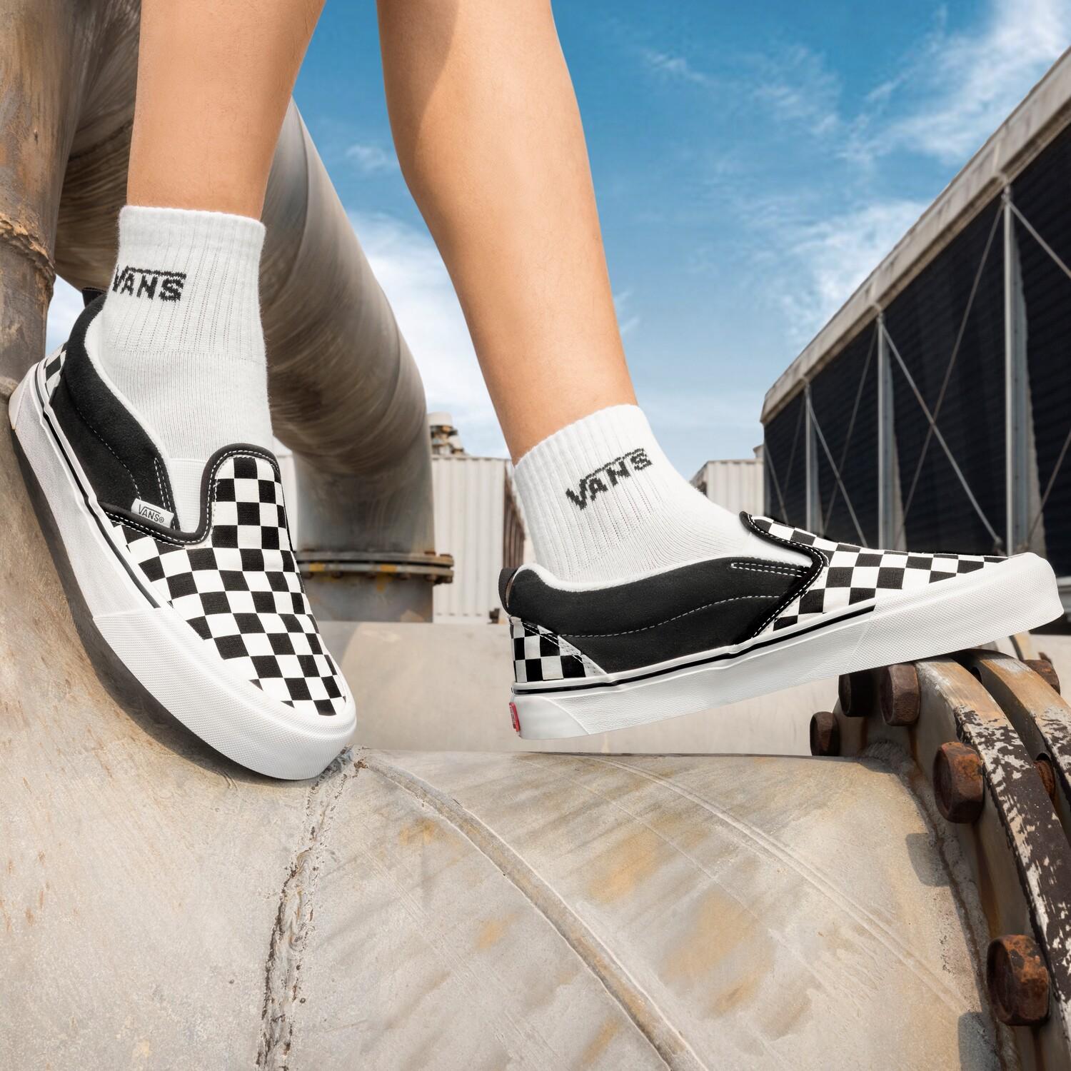 ☆送料無料☆ VANS KNU SLIP ☆ VANS KNU SLIP Size7 