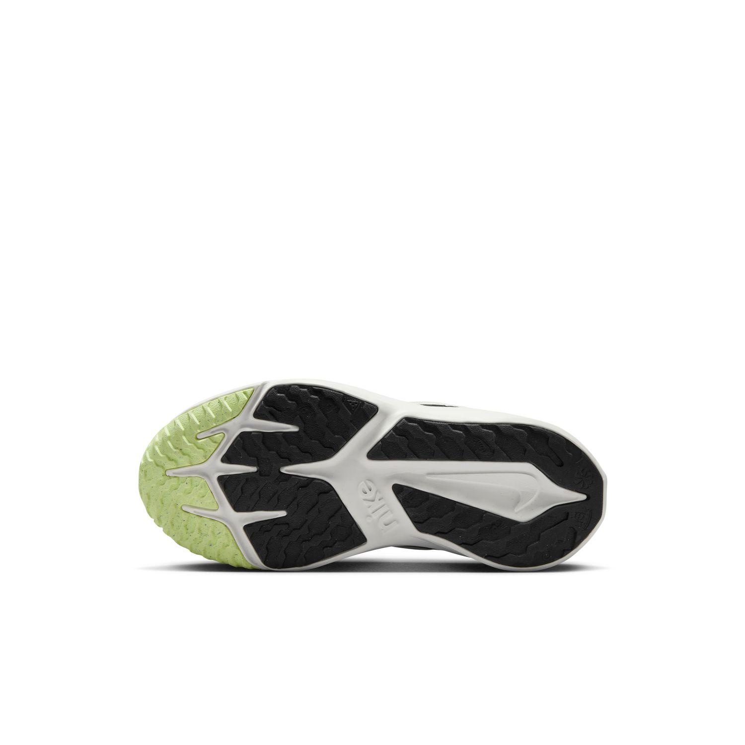 キッズ 【NIKE】 ナイキ 17-22(H) STAR RUNNER 4 NN (PS) スター