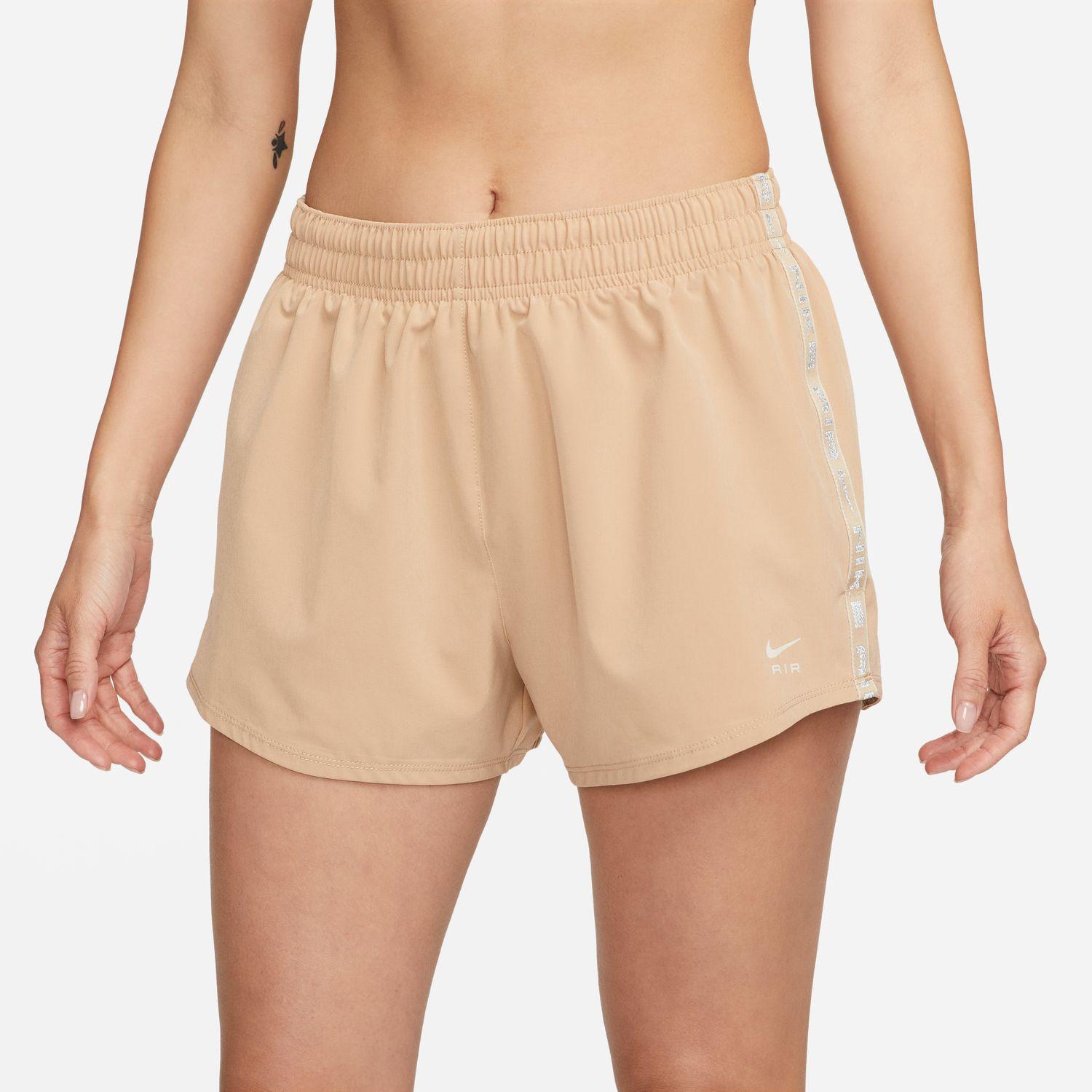 Nike ベージュ ショートパンツ XL 新品 NIKE TECH PACK Shorts XL 15 400円 ハーフパンツ ボディ