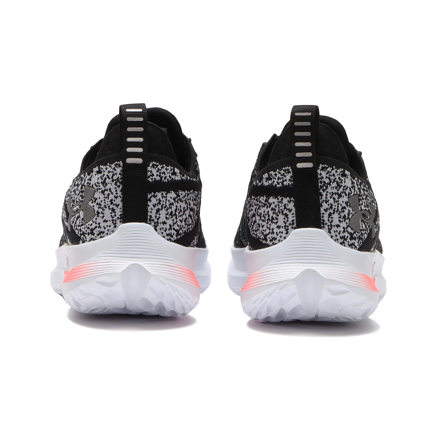 UNDER ARMOUR】 アンダーアーマー M UA Velociti 3 ベロシティ3