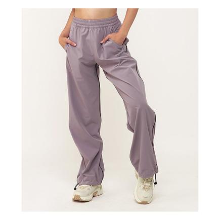 Calvin Klein リラックスパラシュートパンツ