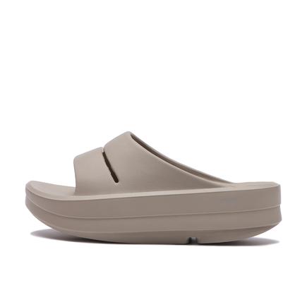 OOFOS ウーフォス ウーメガウーアー