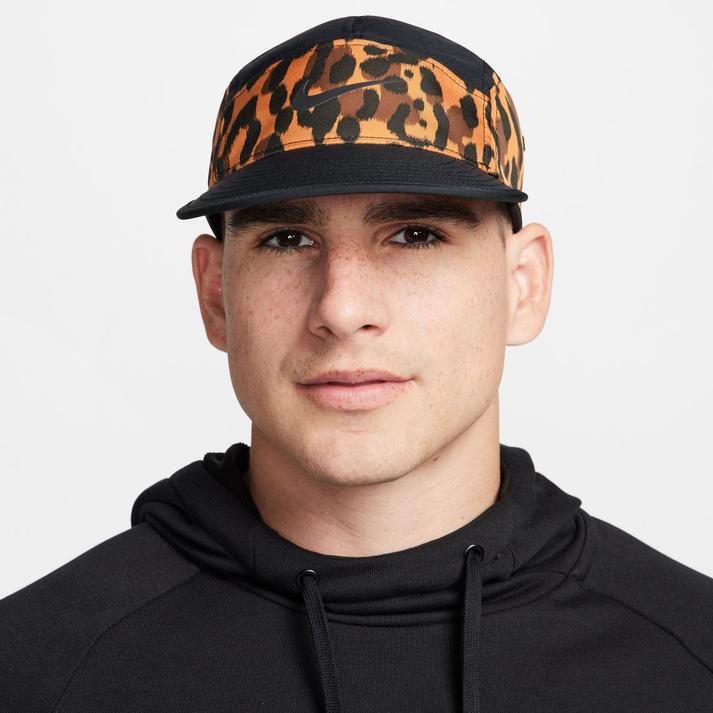 �yNIKE�z �i�C�L U FLY CAP US FB ANIMAL �L���b�v FN4412 815MONARC/BLK L