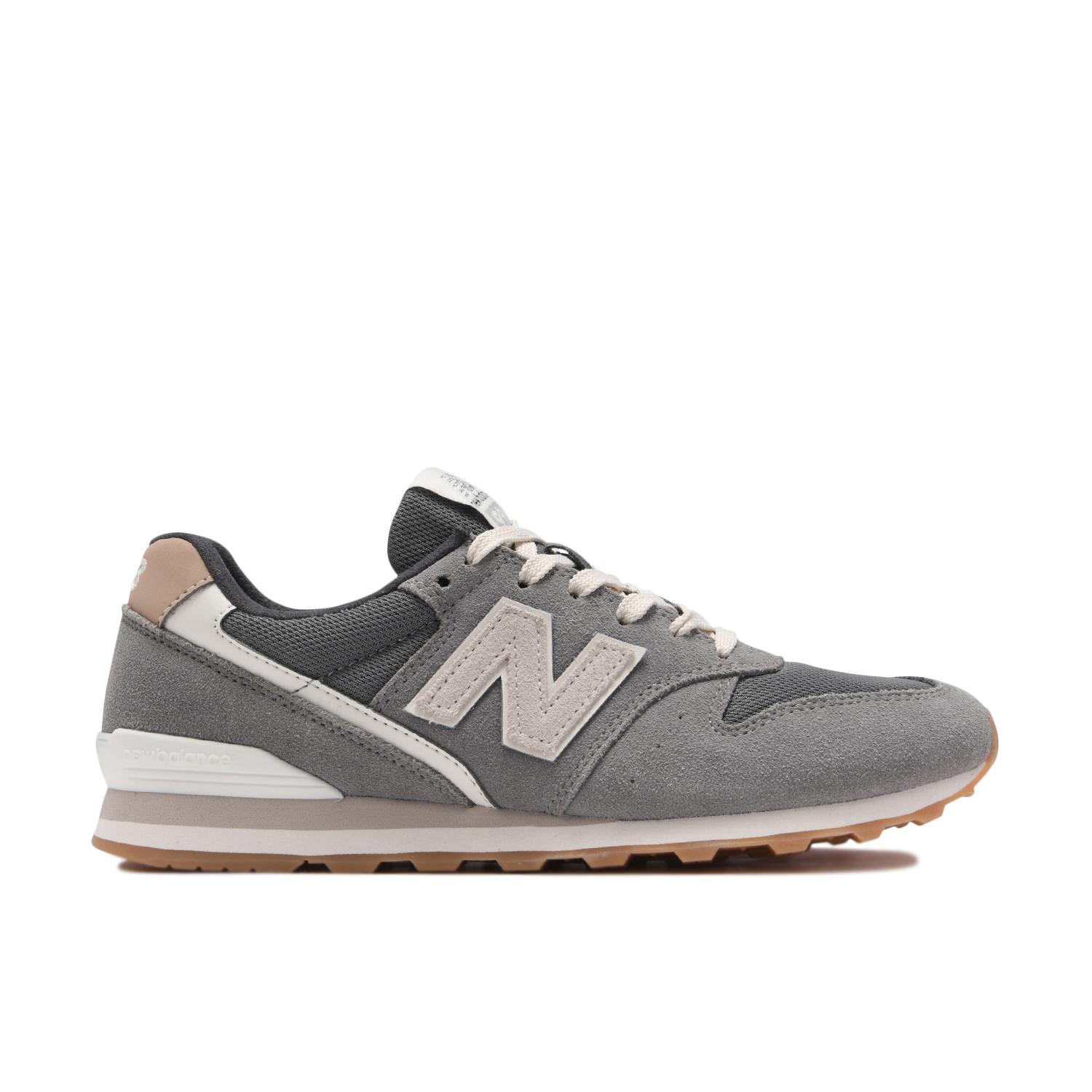 【値下げ中】New Balance レディースワンピース サイズ2 ダークグレー 値下げ中】New Balance レディースワンピース サイズ2