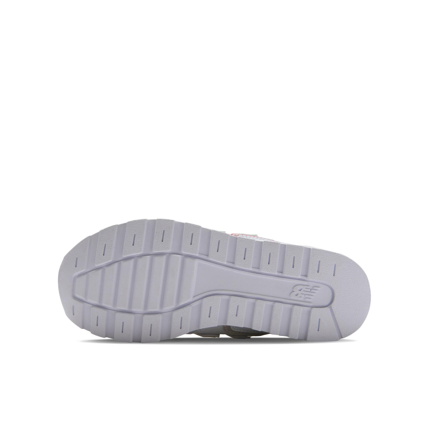 New Balance スニーカー ホワイト　24 ≪nbkcp≫ キッズ 【NEW BALANCE】 ニューバランス 17