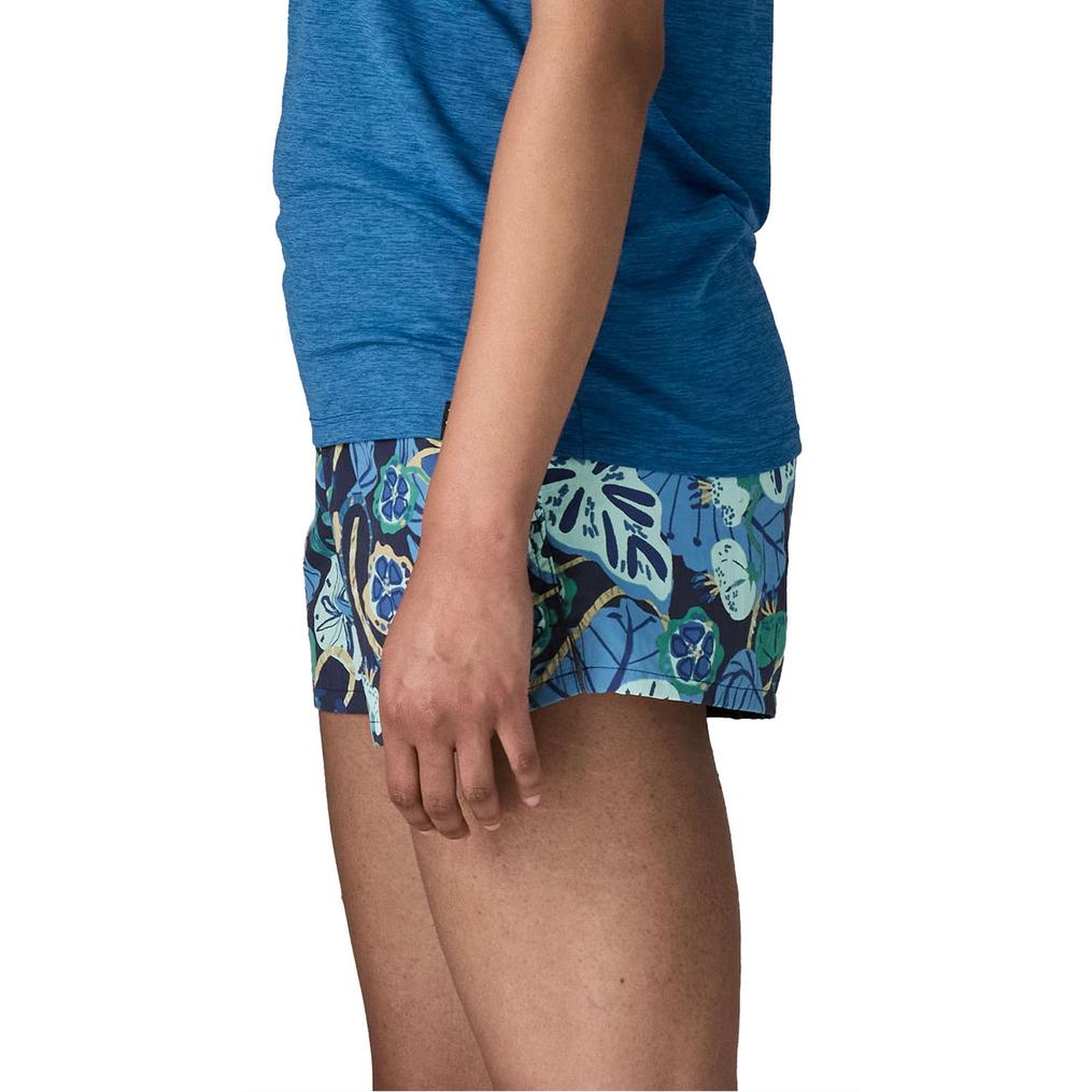 patagonia PATAGONIA W's Barely Baggies Shorts 2 1/2 in画像2