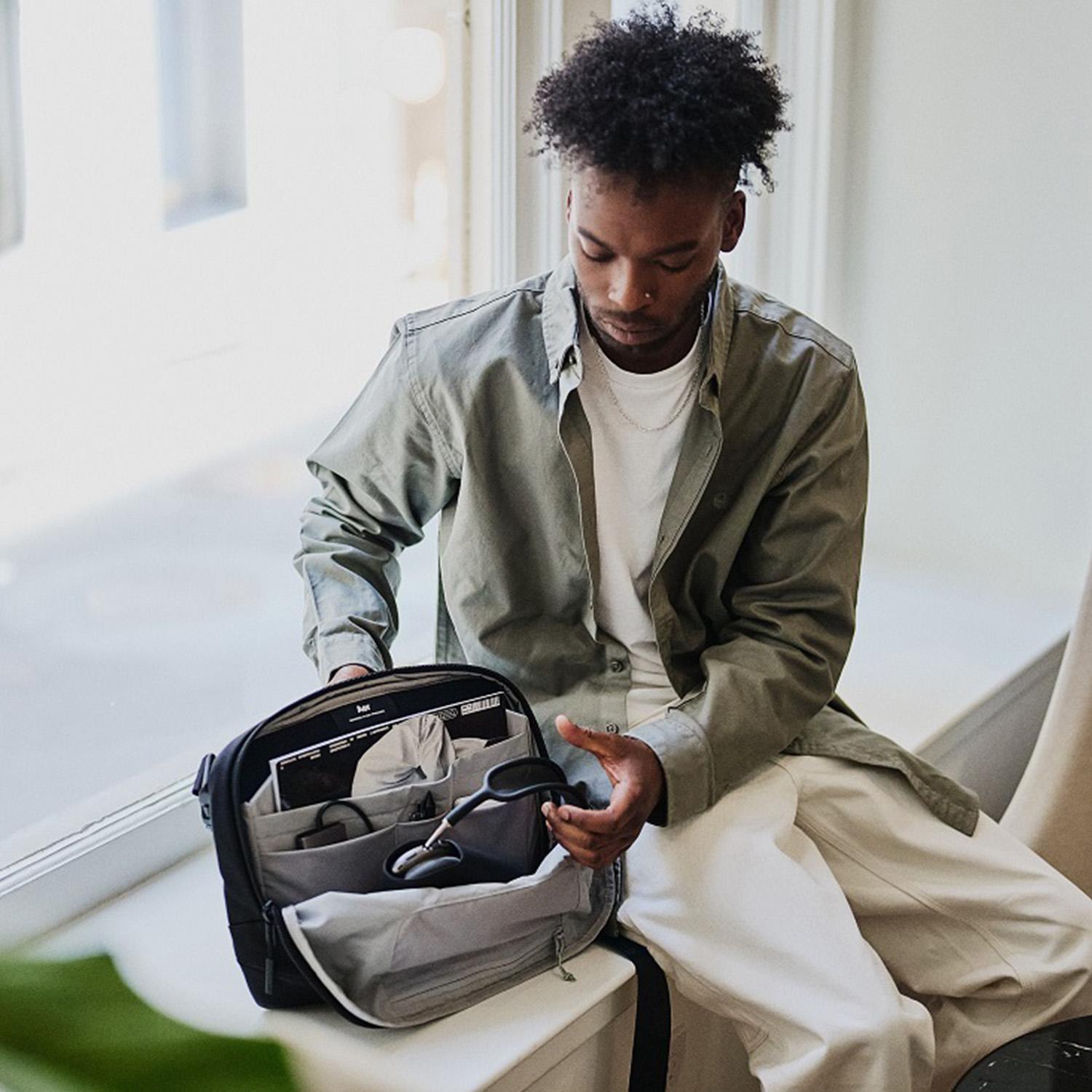 AER AER Tech Sling 3｜OSHMAN'S ONLINE 公式通販