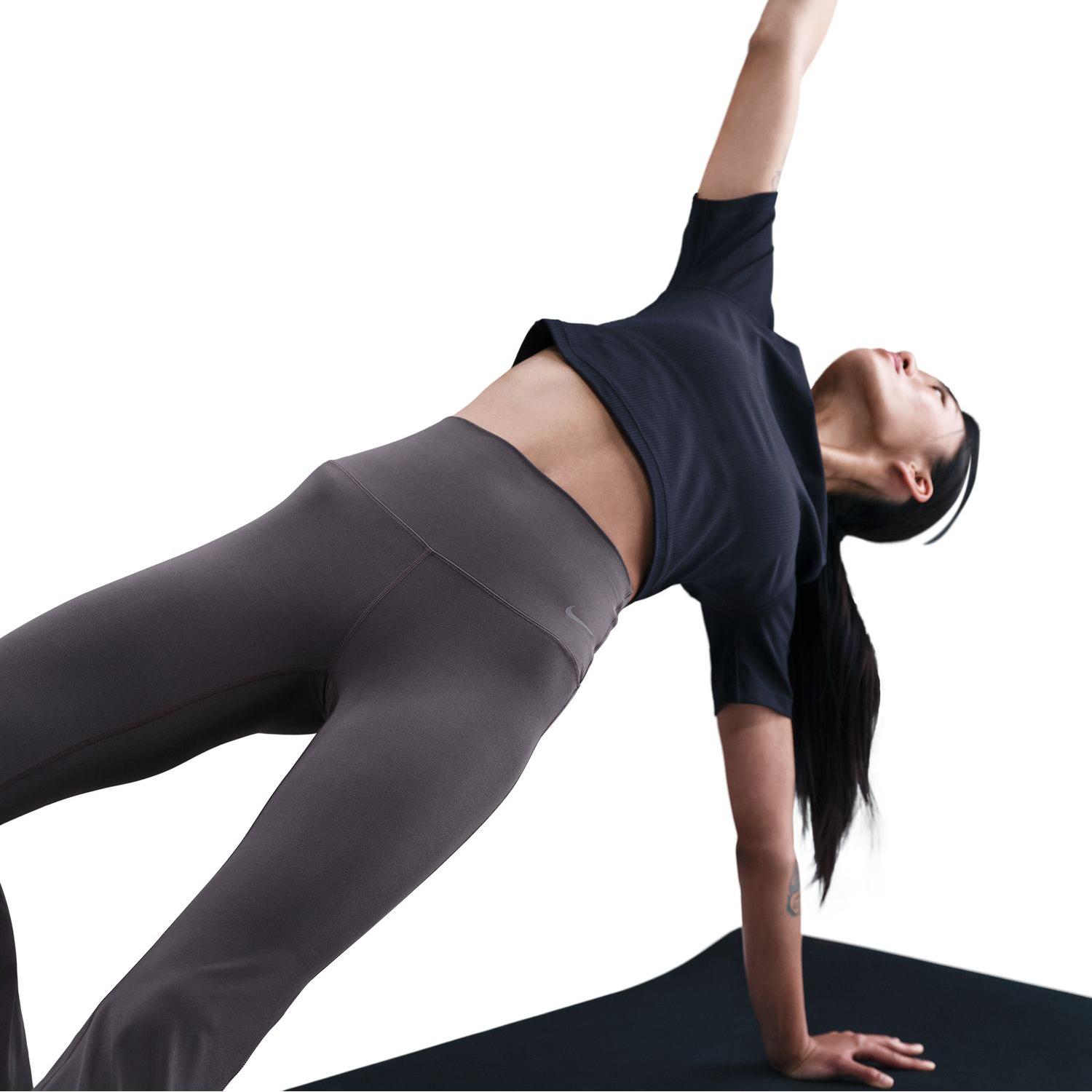 NIKE NIKE Zenvy High Waist Flared Leggings｜OSHMAN'S ONLINE 公式通販