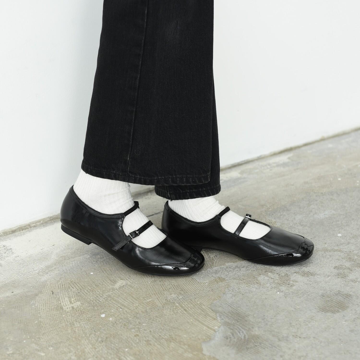 COMME des GARÇONS ブラックパンプス　ストラップ　ラウンドトゥ レディース 【ABC SELECT】 エービーシーセレクト 2BELT TOE CAP