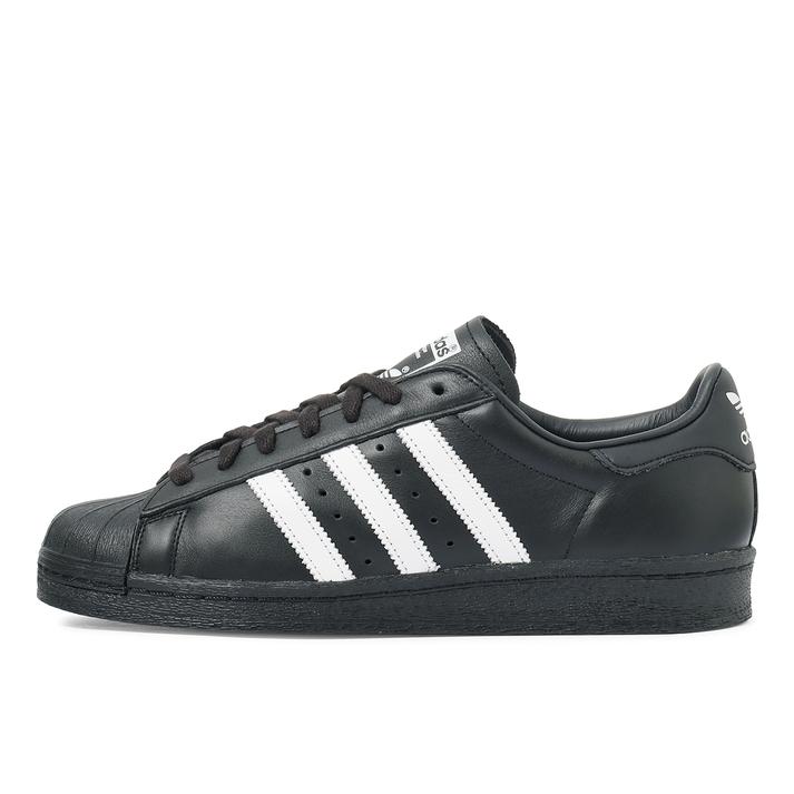 adidas �X�[�p�[�X�^�[ 82 CORE/FTWR/CORE
