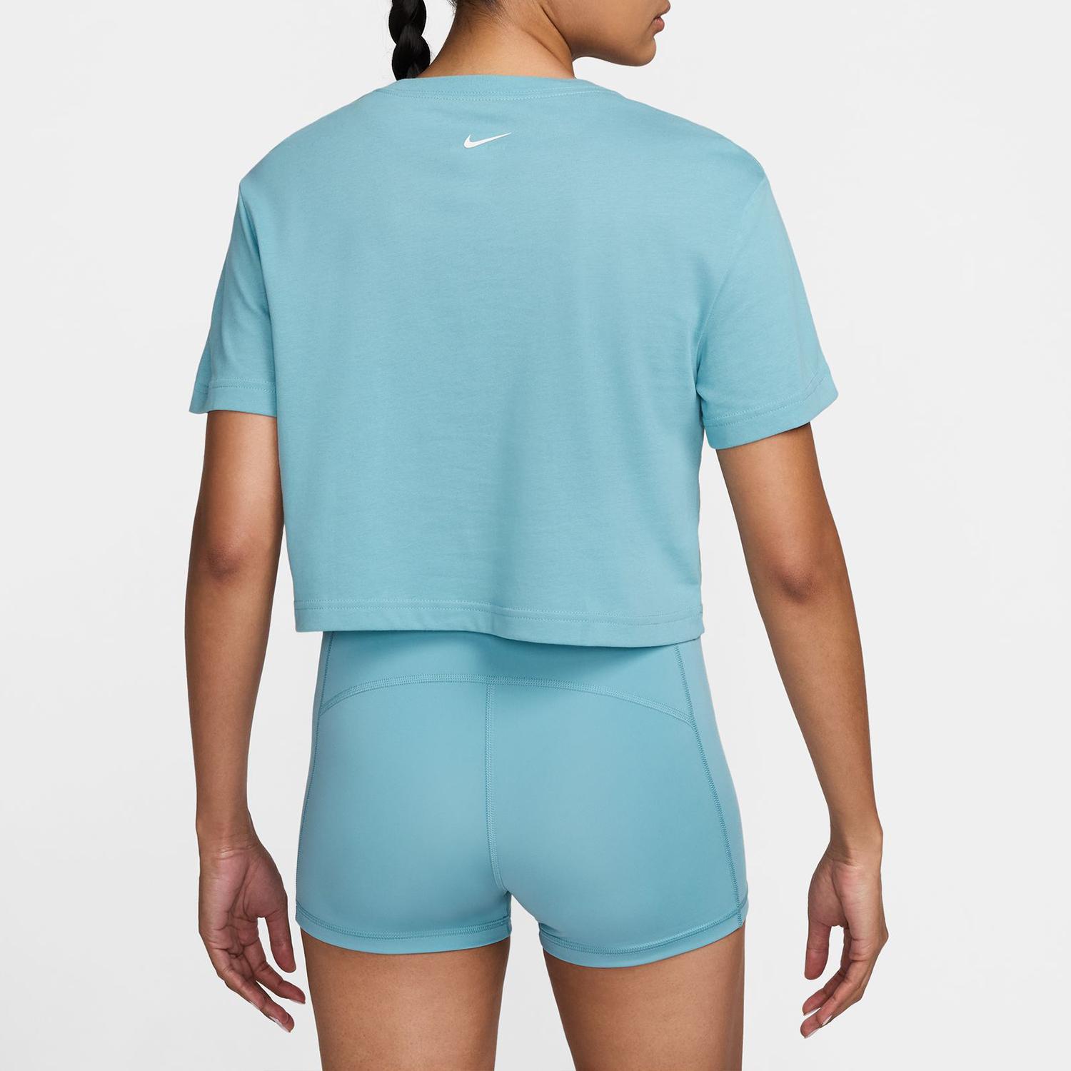 【完売品・新品】　NIKE ウェアセット　XL フーディ半袖　ハーフパンツ 楽天市場】ナイキ ハーフパンツ 上下セット（長さ（袖）半袖）の通販