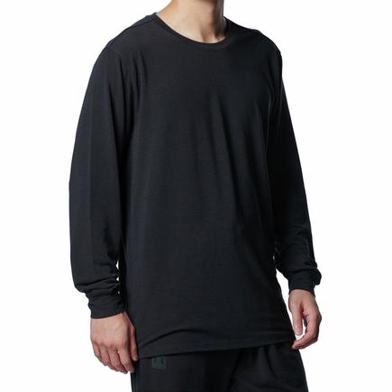 UNDER ARMOUR UAアスリートリカバリースリープロングスリーブシャツ
