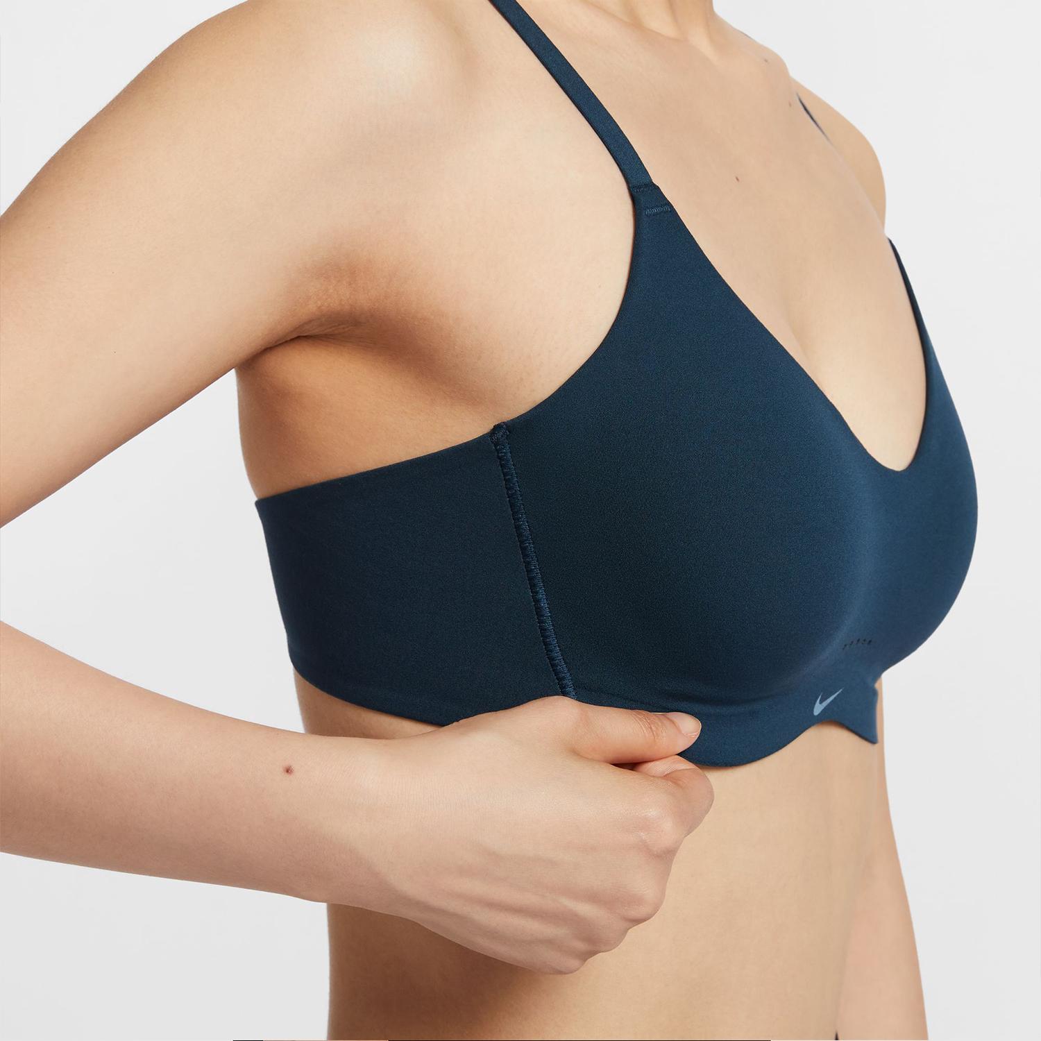 NIKE Alate Minimalist Light Support Padded Convertible Bra