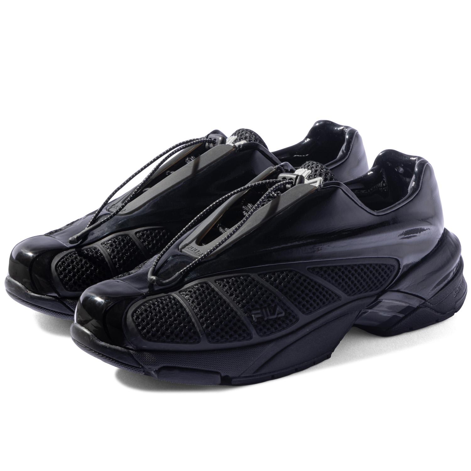 大人気 ★ Fila Replica 2002 Black Red FILA REPLICA 2002 Reprint Black Red 2colors 1RM02752G