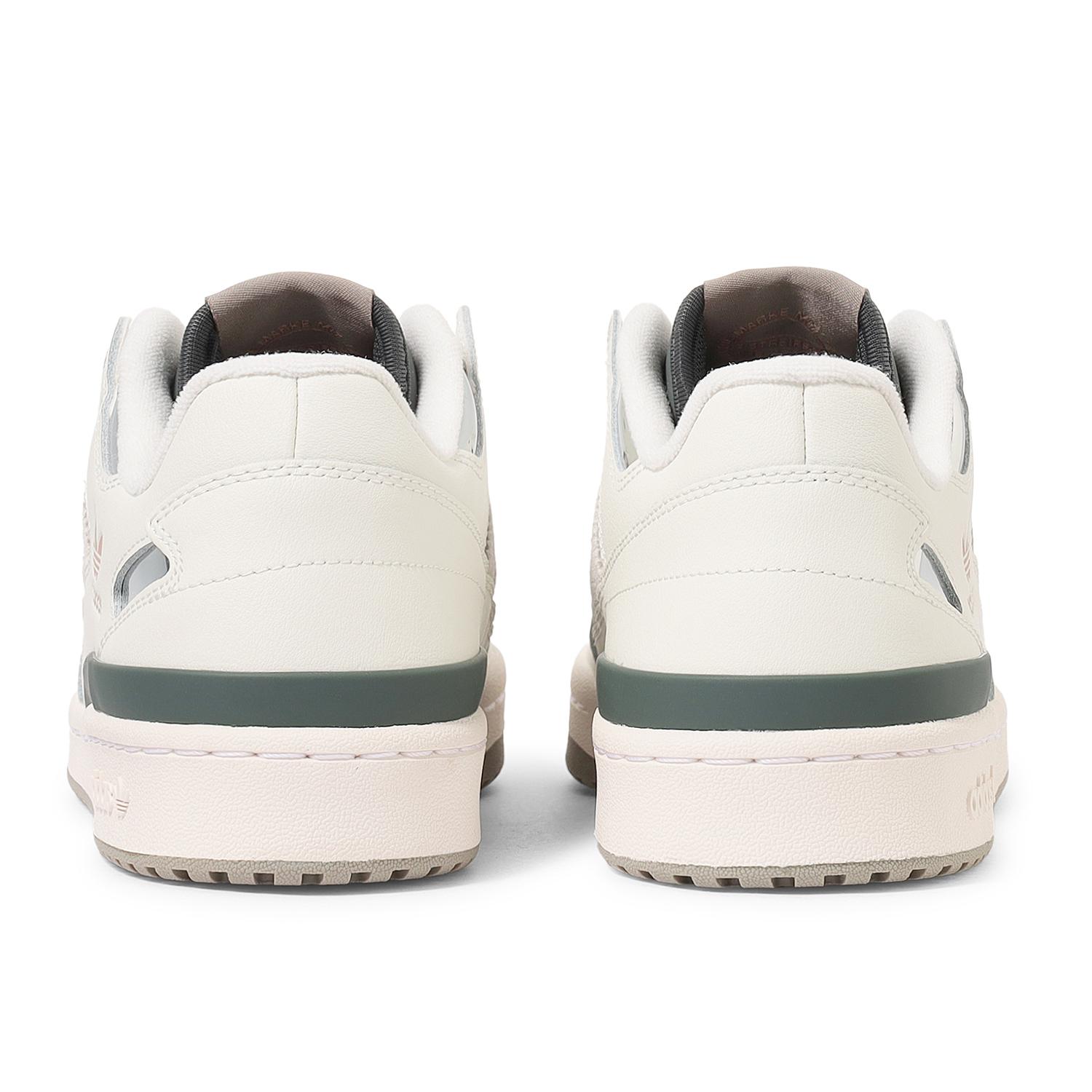 adidas originals アディダス スニーカー FORUM LOW CL W IG3777