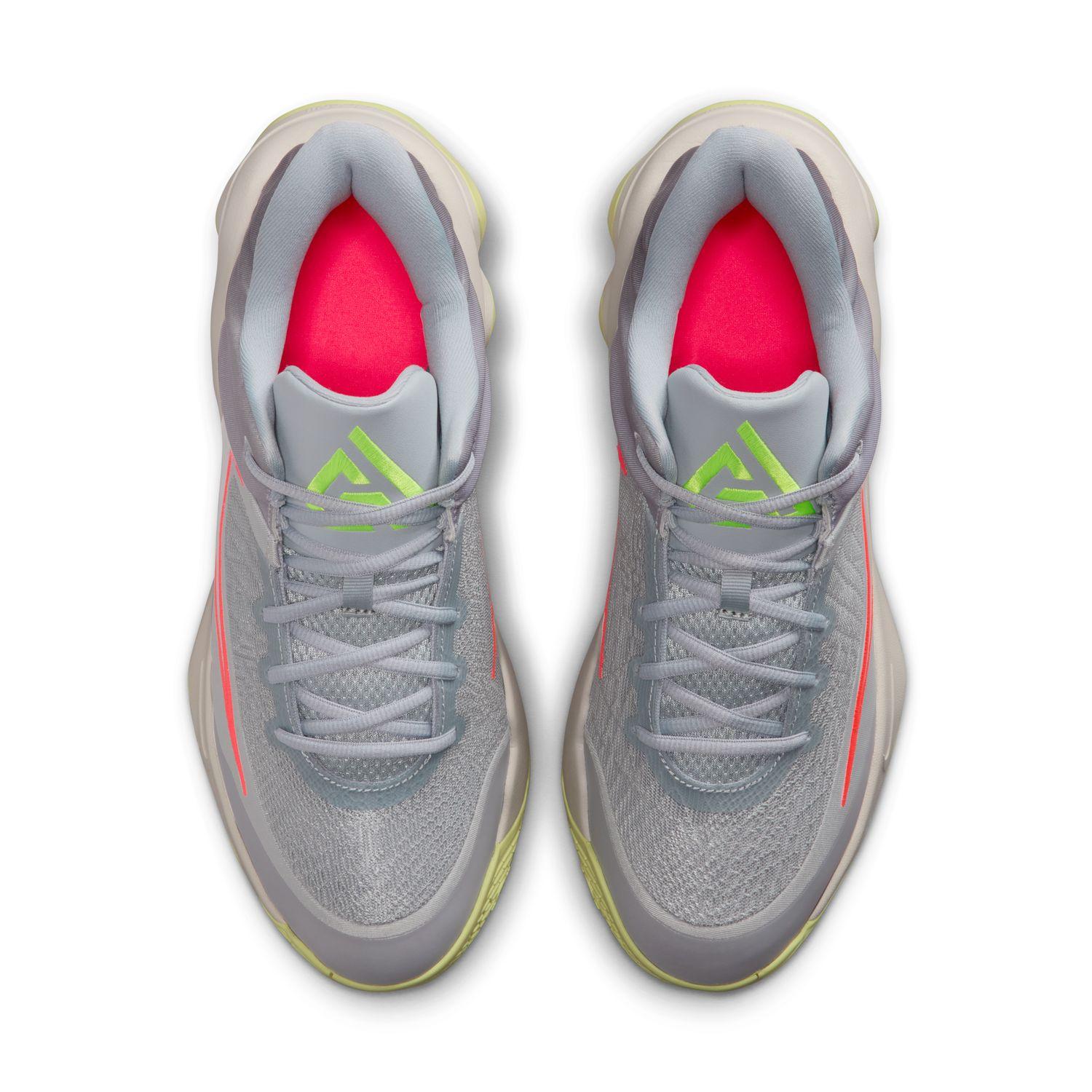 お年玉価格】GIANNIS IMMORTALITY 4 EP 009カラー NIKE】 ナイキ