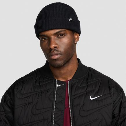 NIKE テラフューチュラ 365 ショートカフビーニー