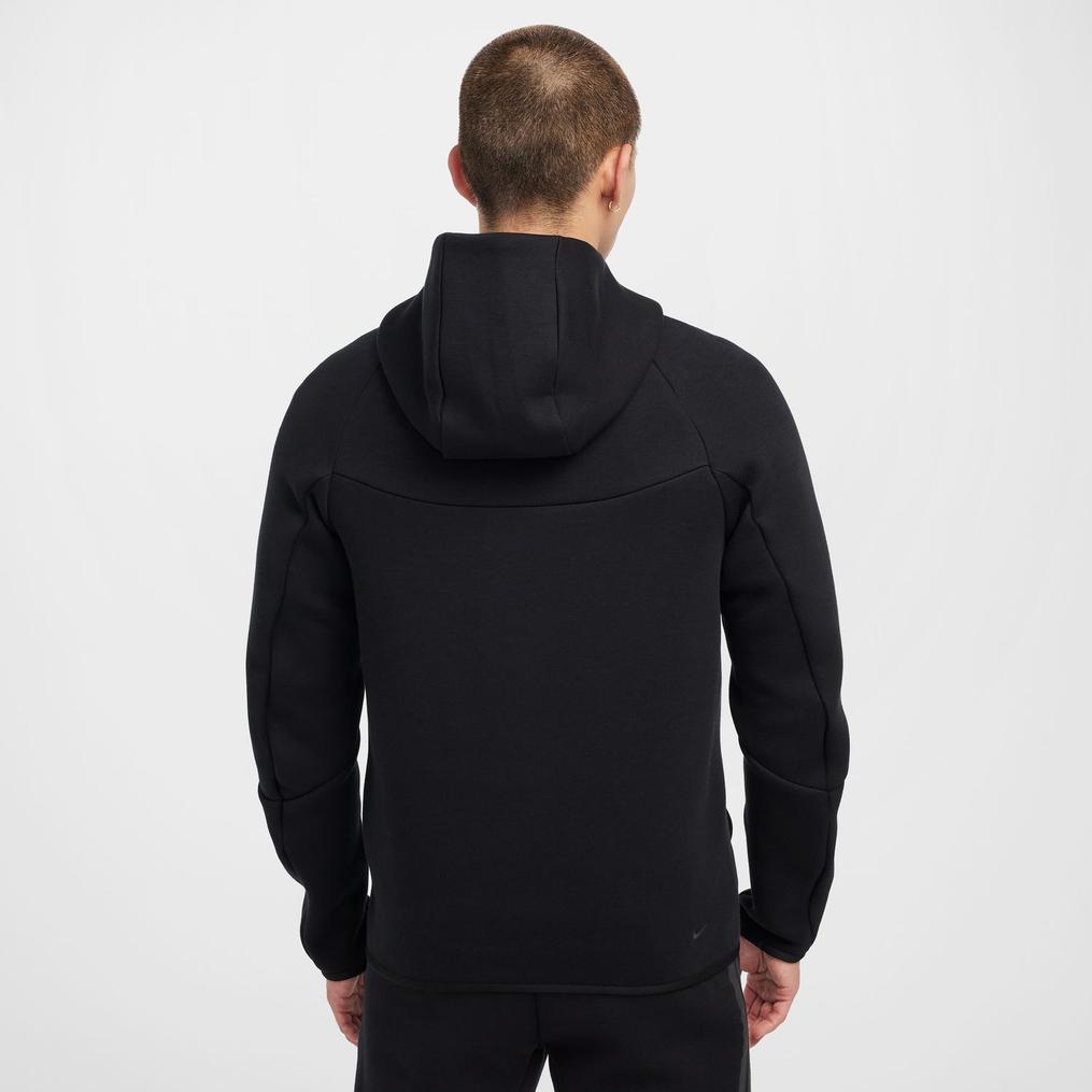 モデルの身長183cm・Mサイズ着用 NIKE NIKE Tech Fullzip Windrunner Parka画像3