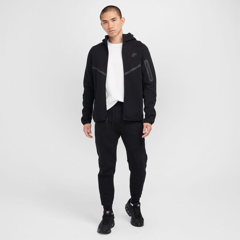 モデルの身長183cm・Mサイズ着用 NIKE NIKE Tech Fullzip Windrunner Parka画像7