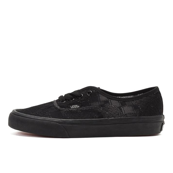 yz yVANSz @Y AUTHENTIC I[ZeBbN VN000D8BBLK CHOU CHOU BLACK 4(22cm)