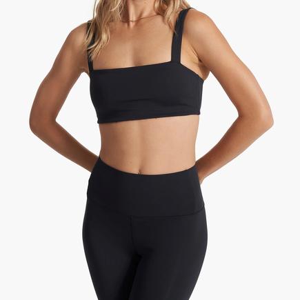 vuori エボルブ スクエアネックブラ