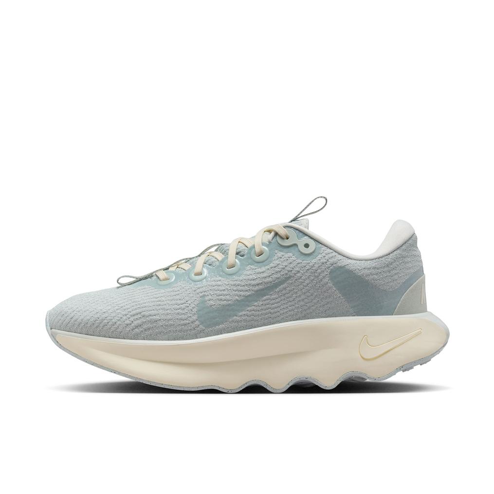  NIKE NIKE W Motiva画像1