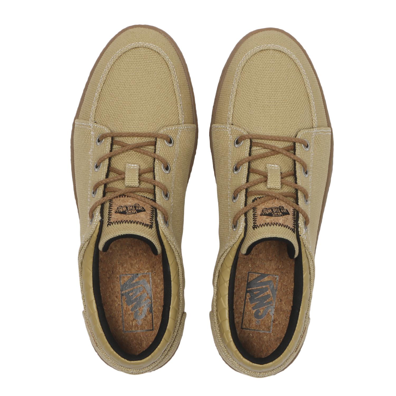 VANS】 ヴァンズ STRIDS ストライズ V3770 CVS SAND/GUM | ABC-MART