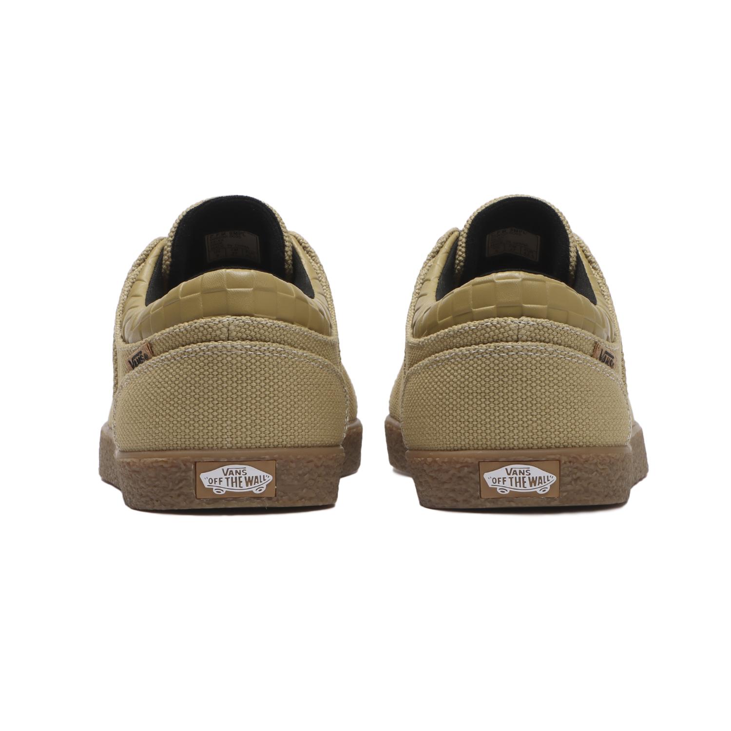 VANS】 ヴァンズ STRIDS ストライズ V3770 CVS SAND/GUM | ABC-MART
