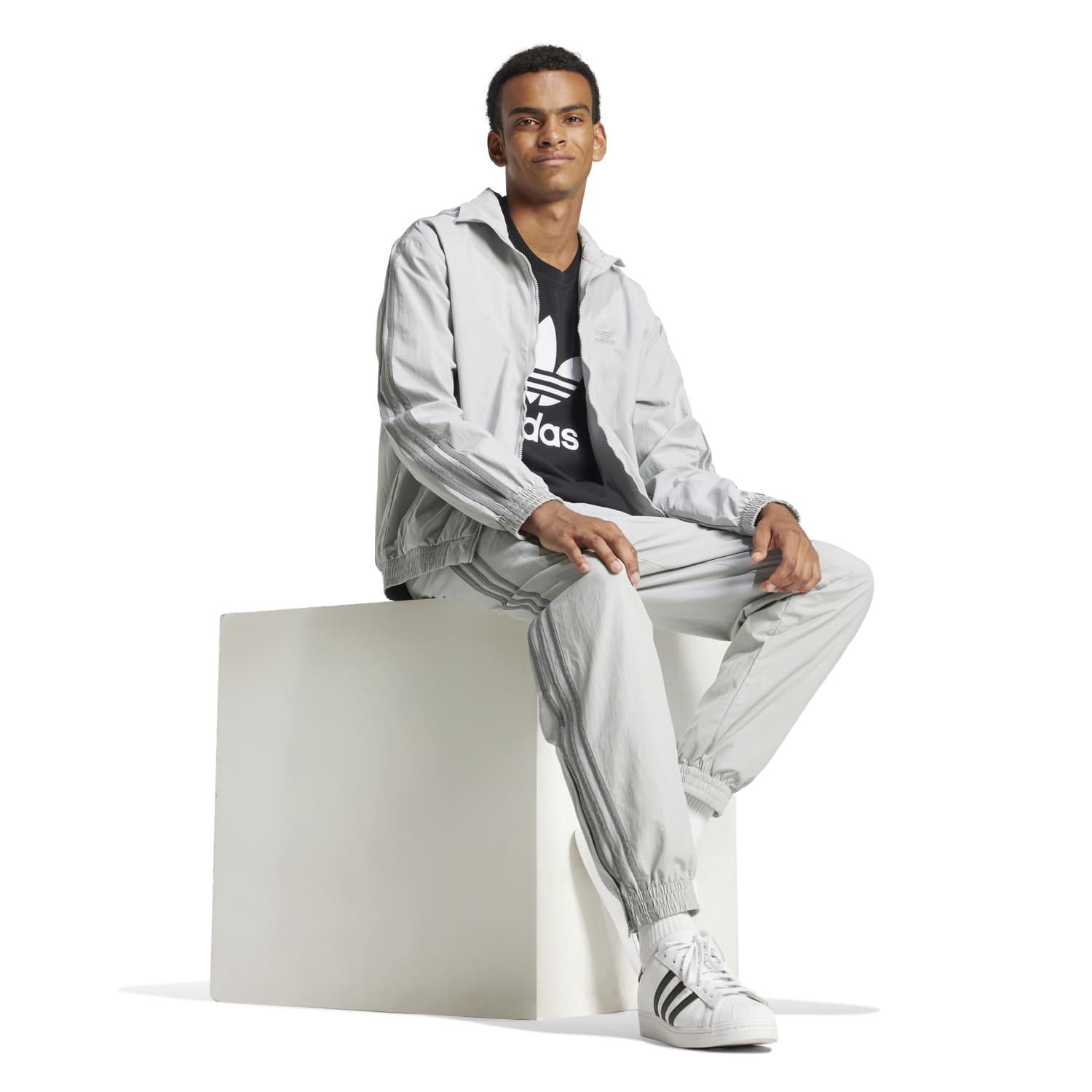 adidas レアル・マドリード パーカー　パンツ　J/L グレー adidas レアル・マドリード パーカー パンツ J/L グレー adidas レアル