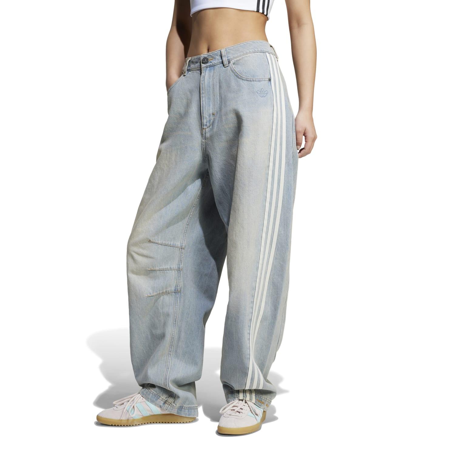 【adidas】M DENIM JEANS(ADILENIUM3) INDIGODENIM 国内発送 ADILENIUM | アディダス | ABC-MART 【公式通販】