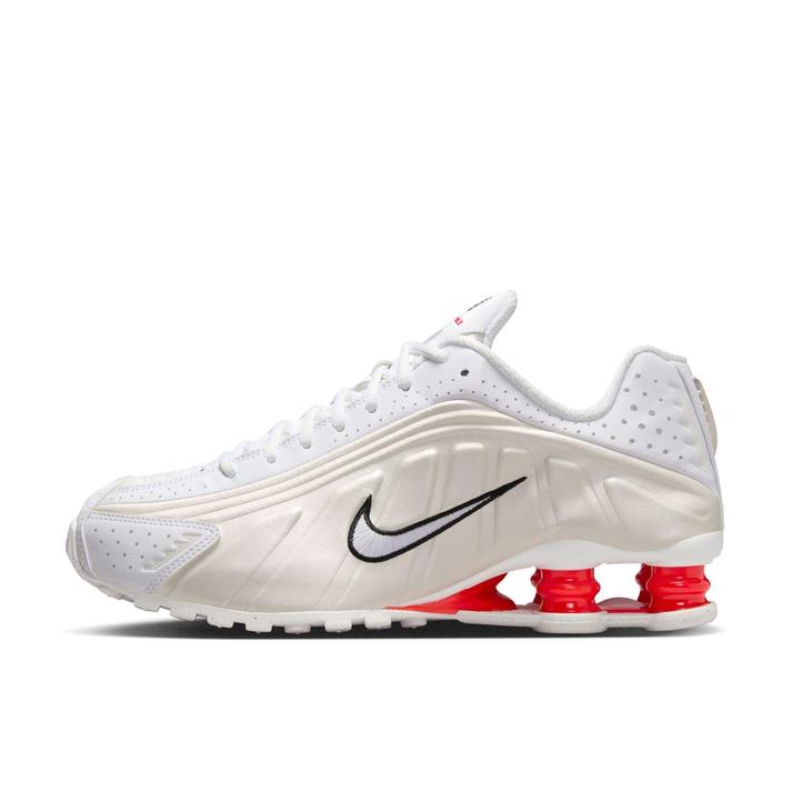 NIKE �E�B�����Y �V���b�N�X R4 103WHT/WHT