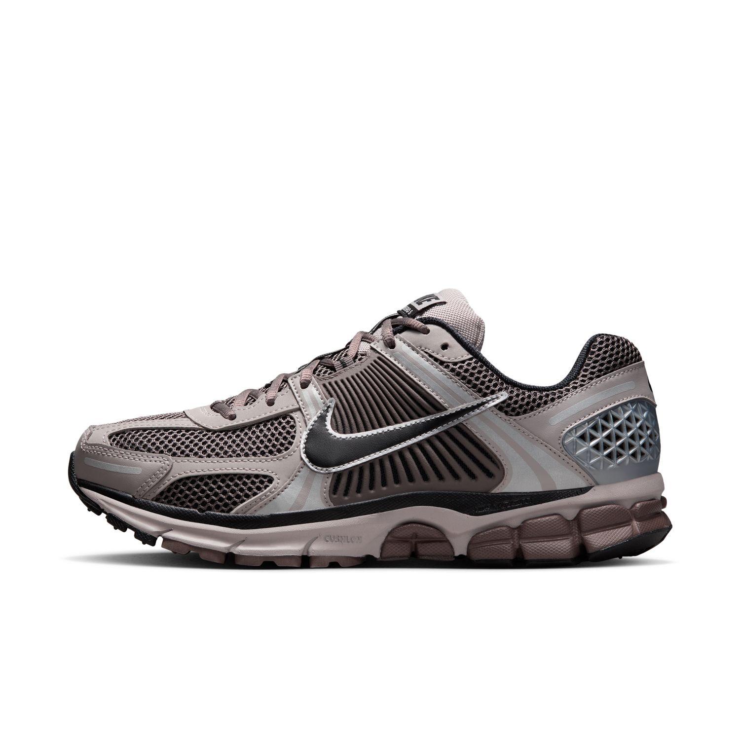 ズームボメロ5 NIKE HF5493-201 新品未使用 24.0 - メルカリ