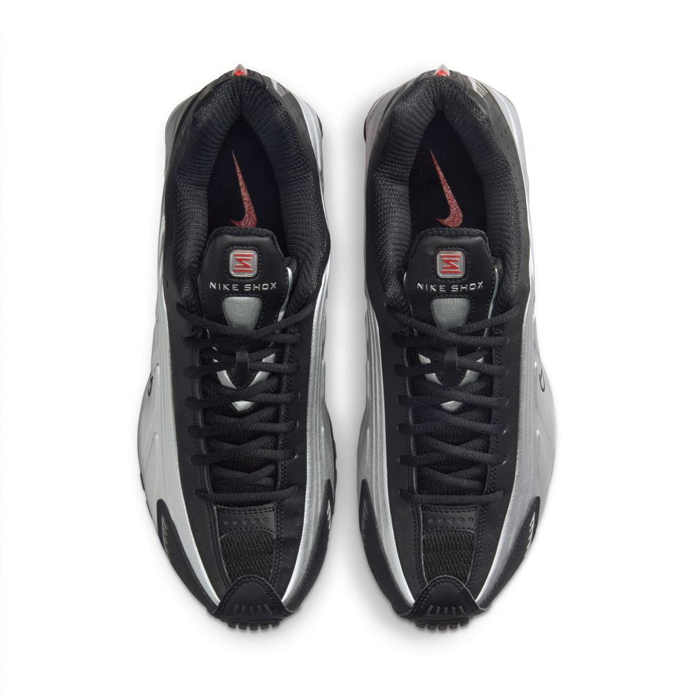 NIKE SHOX R4｜BILLY