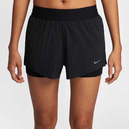 NIKE スウィフト Dri-FIT ミッドライズ 2イン1 ショーツ