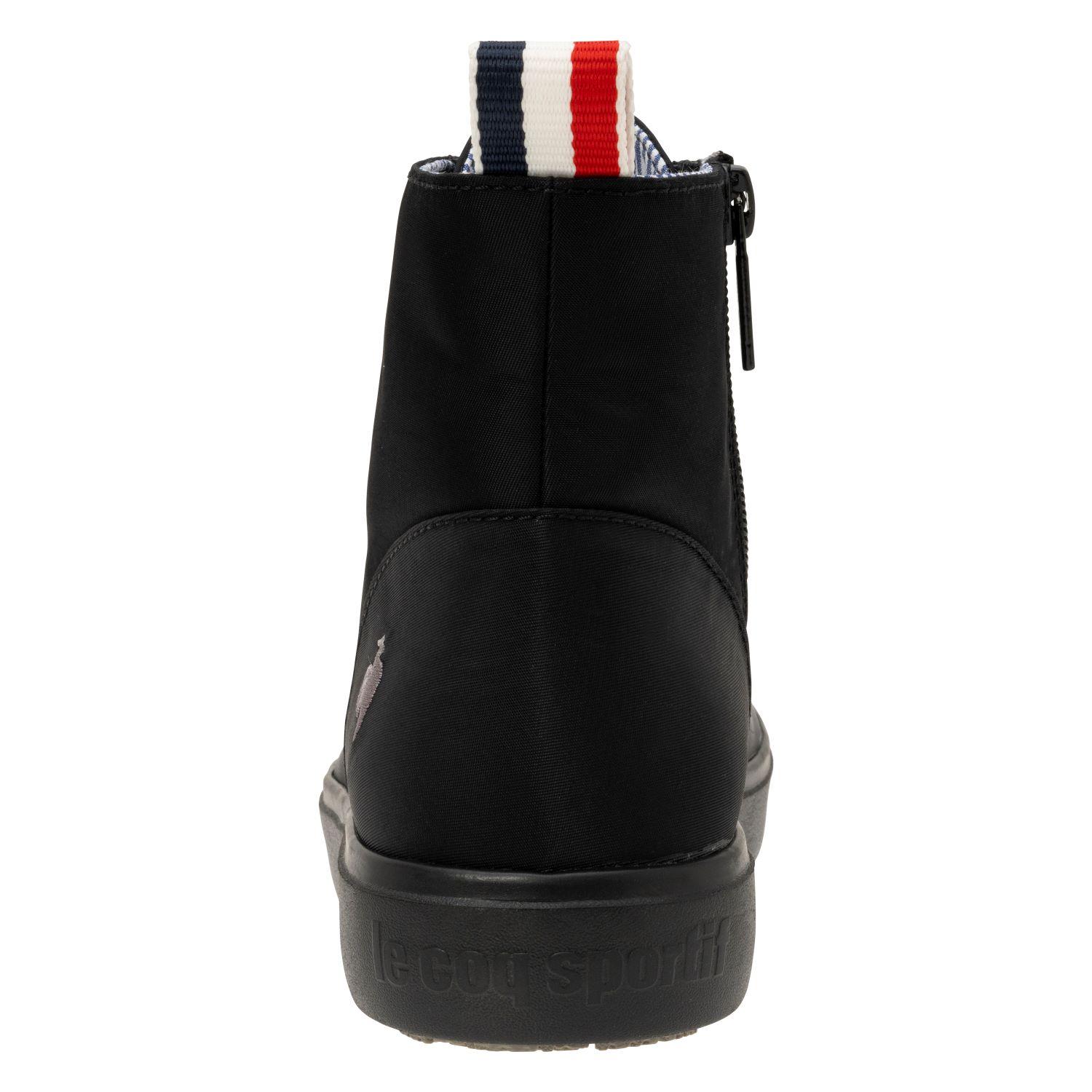 ルチェルナ　リマーゴ　ルトルス ハワイのブルージェイドバインのように鮮やかで魅惑的、そして夏