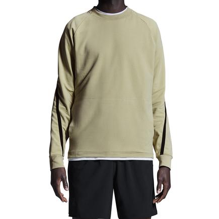 On スタジオクルー