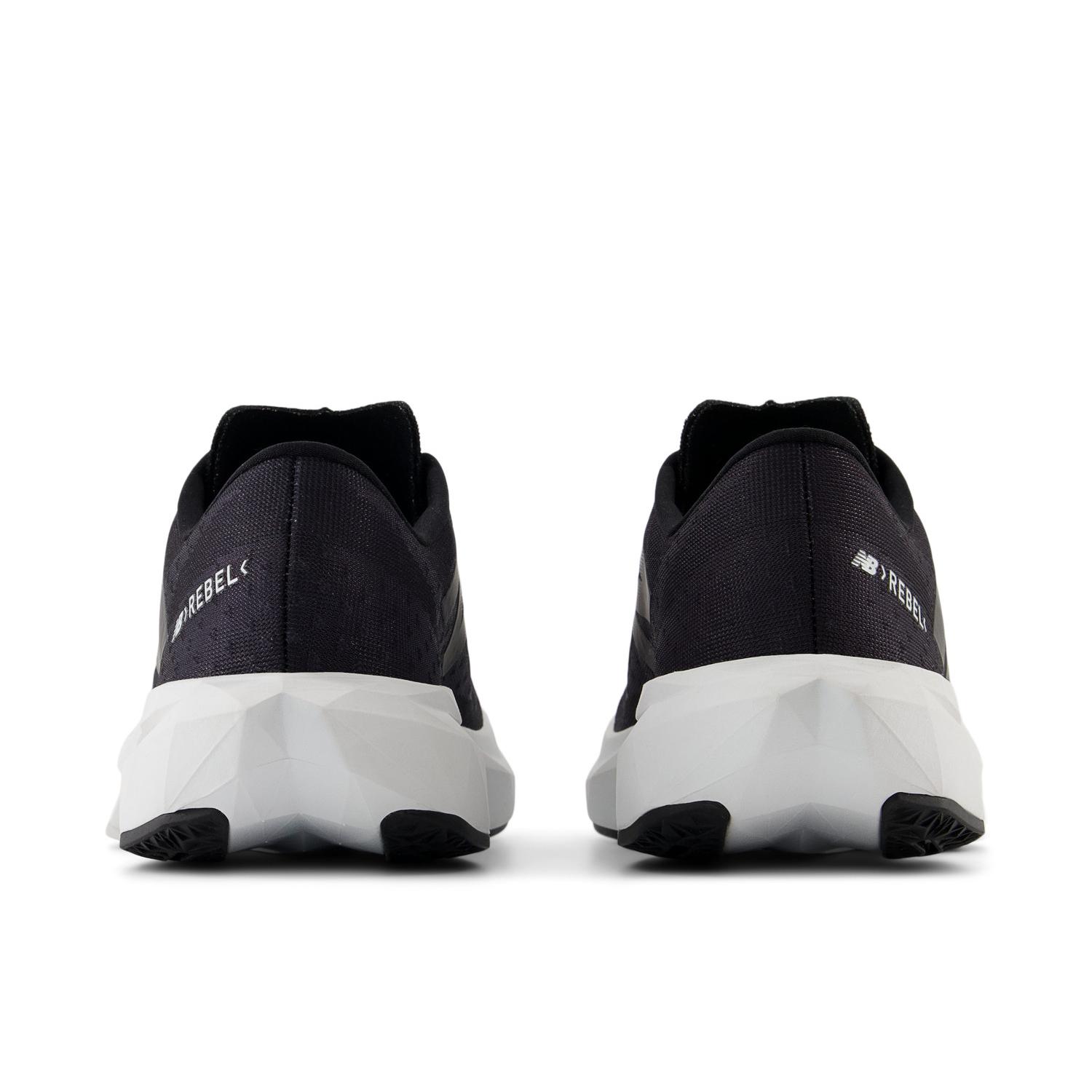 New Balance NEW BALANCE FuelCell Rebel v4｜OSHMAN'S ONLINE 公式通販