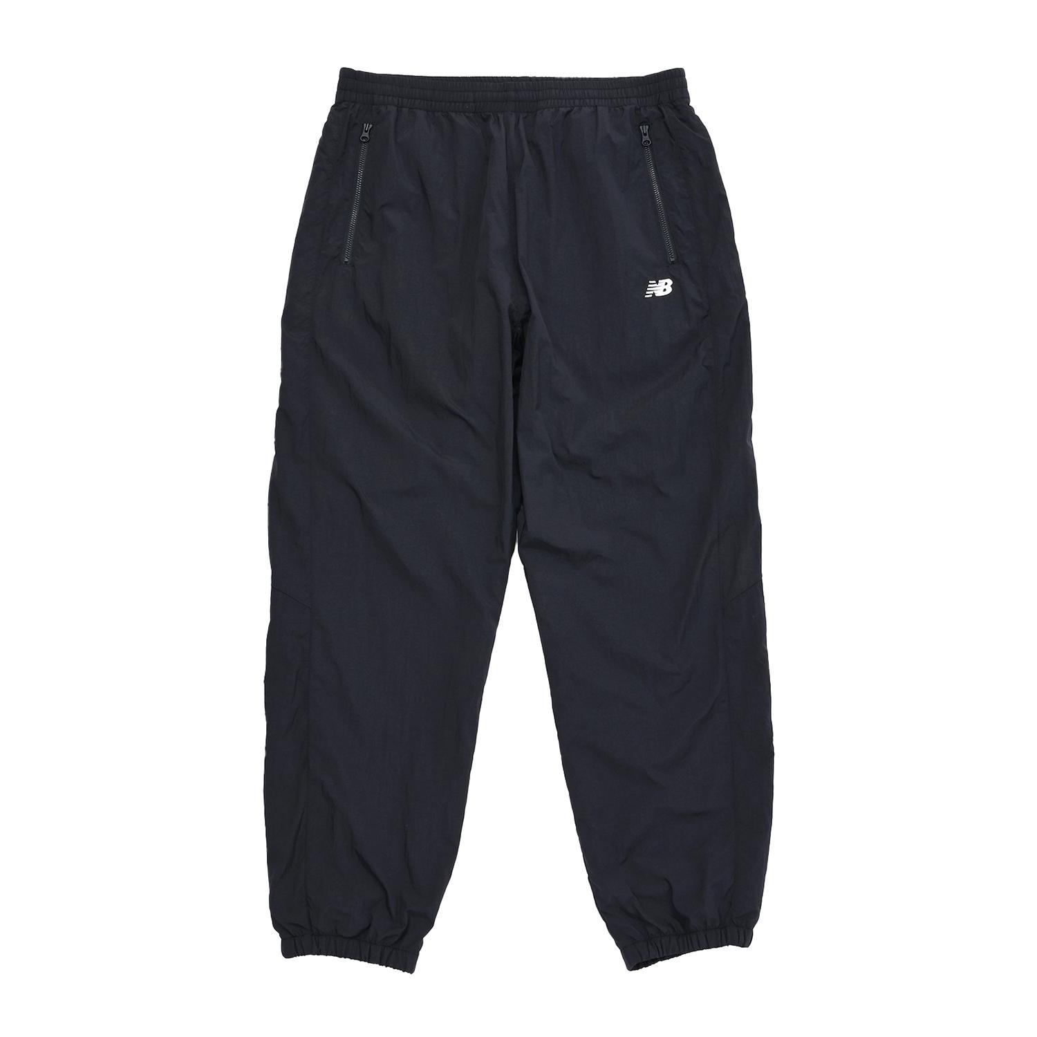 New Balance AMP55001BK