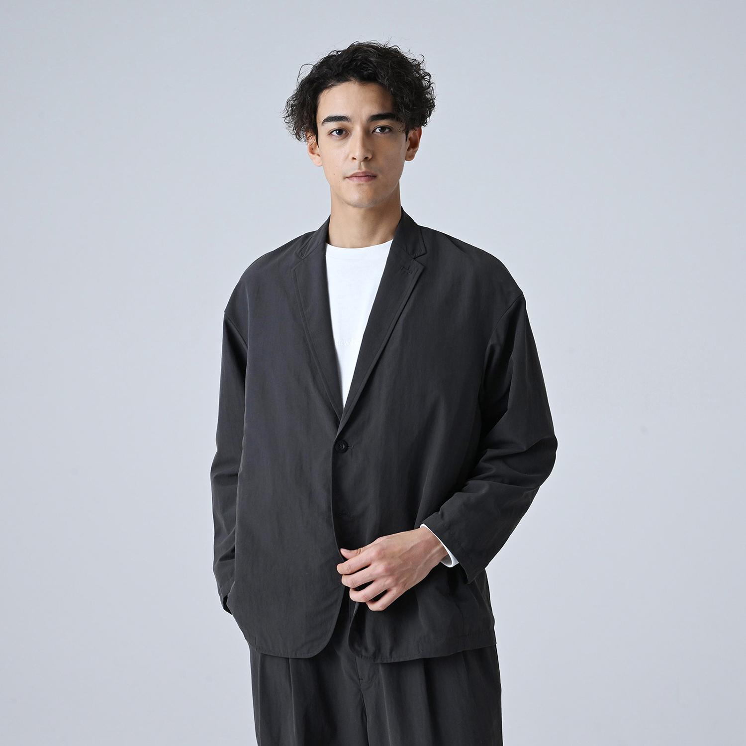 【人気完売品！】NB NEW BALANCE  セットアップ ブラック XL compass1734079283.jpg